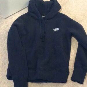 NEW North face new w/o tags ladies hooded fleece